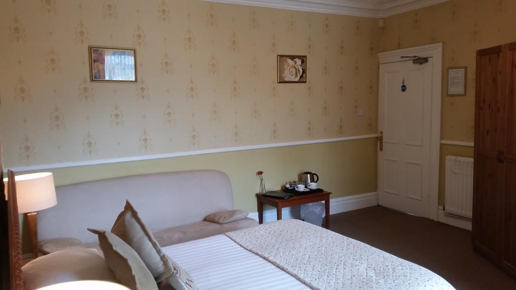 ロスベリー The Springfield Bed & Breakfast エクステリア 写真